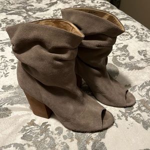 Chinese laundry, slouch boots
